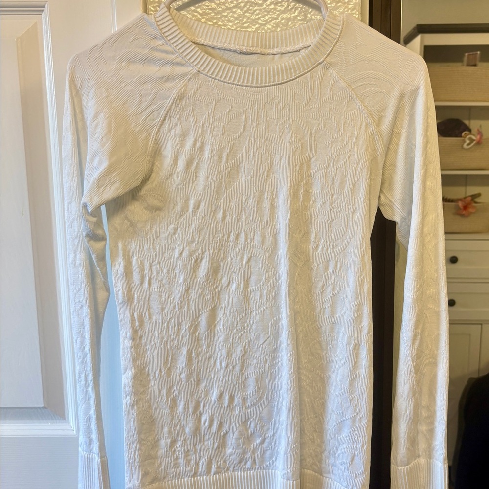 Lululemon Rest Less Pullover - Picture 6 of 7